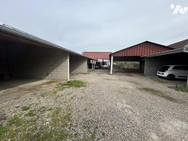 Ensemble Garages et hangars