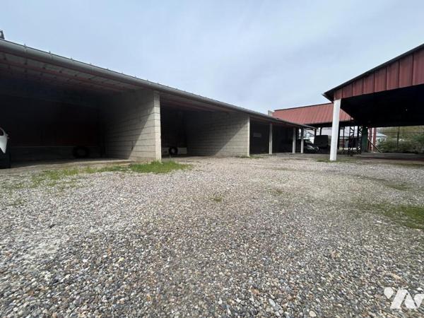 Ensemble Garages et hangars
