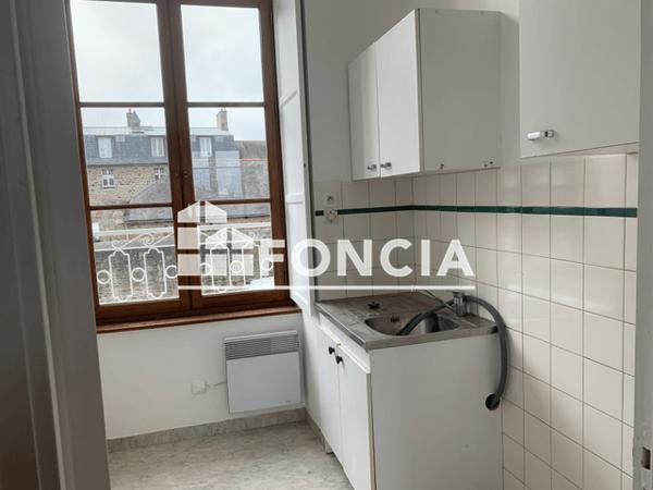 Location Appartement 3 pièces 45 m² - 38 RUE QUINQUAINE Saint Brieuc 22000