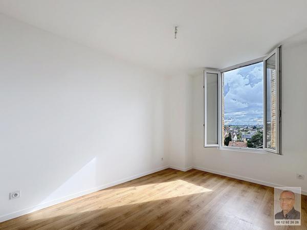 APPARTEMENT T2 BONDY Allée Thérèse