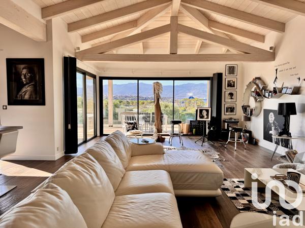 Maison à vendre 5 pièces 243 m² Porto-Vecchio