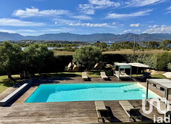 Maison à vendre 5 pièces 243 m² Porto-Vecchio