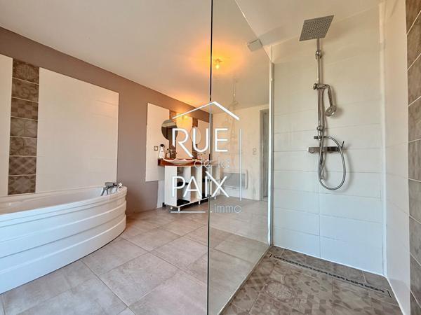 79200 VIENNAY Maison plain pied - 118.47 m2