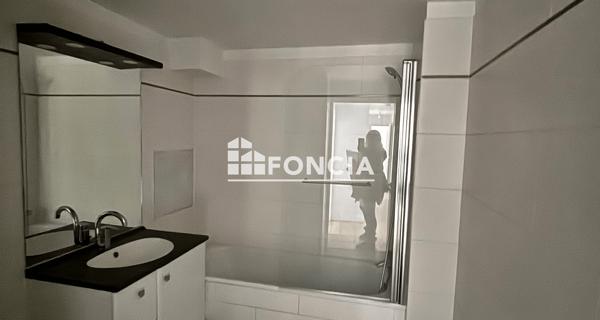 Location Appartement 4 pièces 99.3 m² - Rueil-malmaison 92500