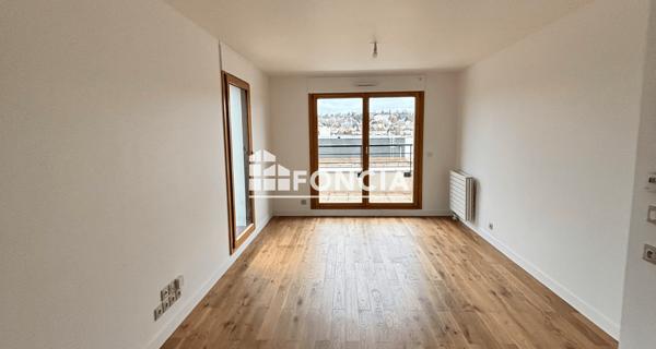 Location Appartement 4 pièces 99.3 m² - Rueil-malmaison 92500