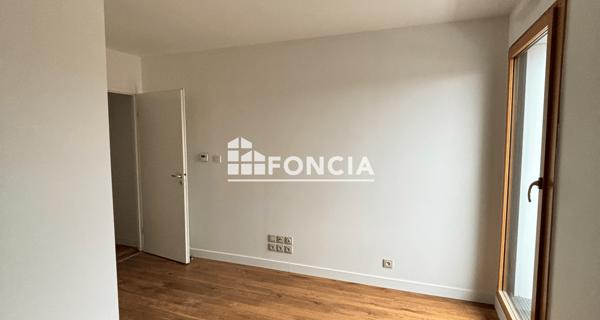 Location Appartement 4 pièces 99.3 m² - Rueil-malmaison 92500