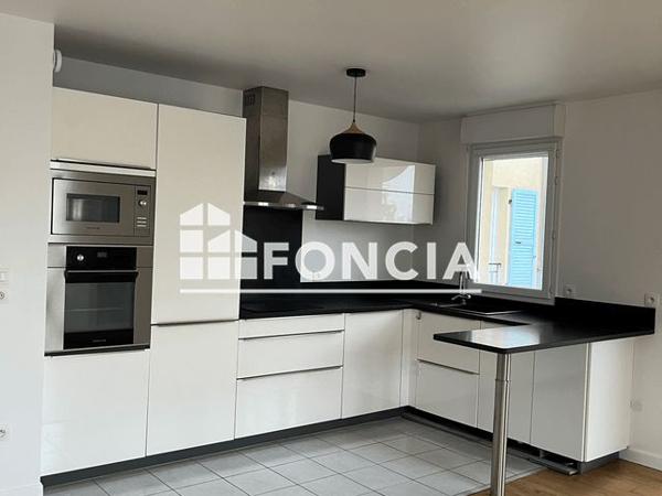 Location Appartement 3 pièces 79.7 m² - 2 IMPASSE LEDRU ROLLIN Le Perreux 94170