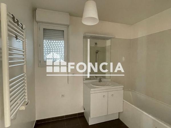 Location Appartement 3 pièces 79.7 m² - 2 IMPASSE LEDRU ROLLIN Le Perreux 94170