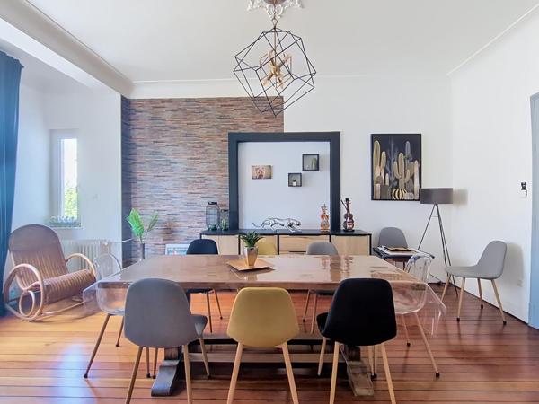 SARREGUEMINES CENTRE | Appartement de 133 m² avec cachet, 2 chambres et 1 bureau