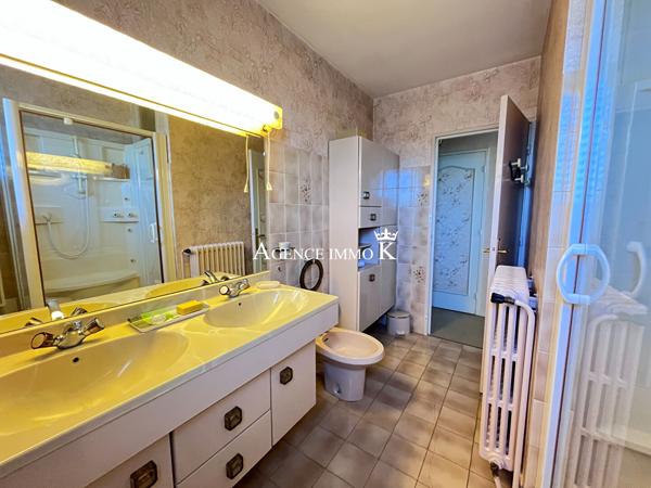 BUXEROLLES - Maison sur sous-sol de type 4 , Buxerolles