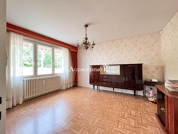BUXEROLLES - Maison sur sous-sol de type 4 , Buxerolles