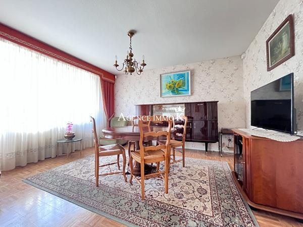 BUXEROLLES - Maison sur sous-sol de type 4 , Buxerolles