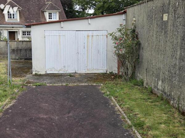 A vendre LA LOUPE Pavillon sur sous-sol total 