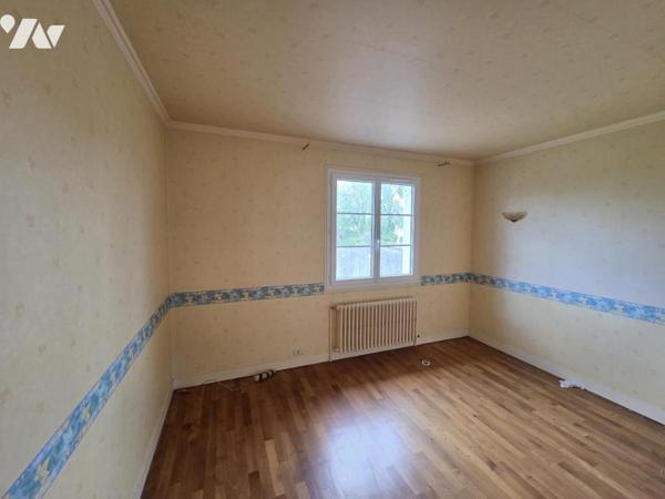 A vendre LA LOUPE Pavillon sur sous-sol total 