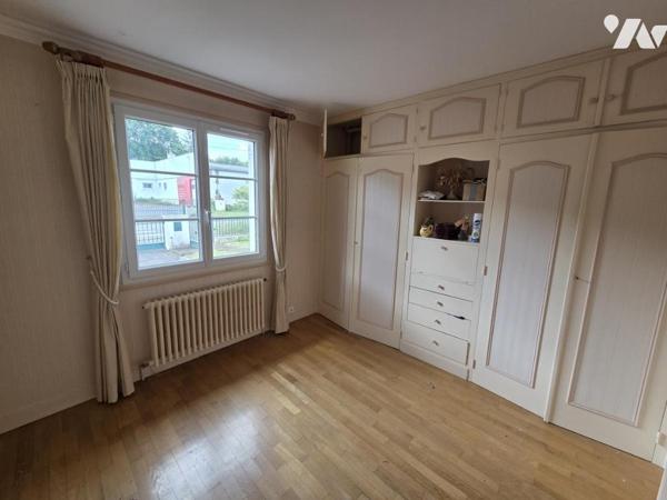 A vendre LA LOUPE Pavillon sur sous-sol total 