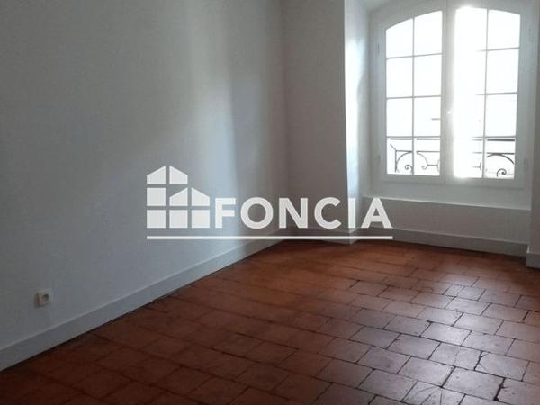 Location Appartement 3 pièces 69.1 m² - 11 RUE FLOIRAC Agen 47000