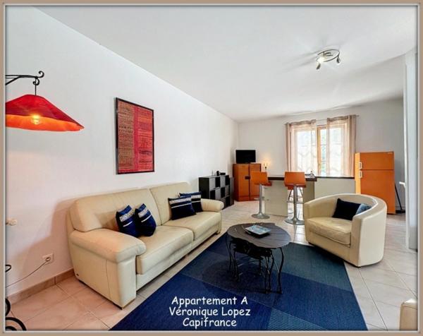 Lectoure, aux portes du village, ensemble immobilier de 324 m² habitables, répartis sur deux niveaux sur parcelle de plus de 5000 m². Idéal pour un investissement locatif !