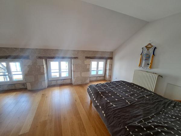 Centre ville de LA FLECHE, maison 6 piece a Vendre avec Jardinet, cave et dependance