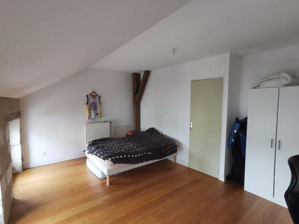 Centre ville de LA FLECHE, maison 6 piece a Vendre avec Jardinet, cave et dependance