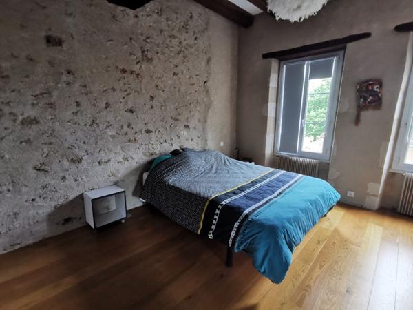 Centre ville de LA FLECHE, maison 6 piece a Vendre avec Jardinet, cave et dependance