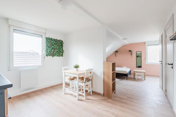 Strasbourg (67100) Beau studio meublé climatisé de 32 m² au Neudorf - Loyer possible 8400€ / an