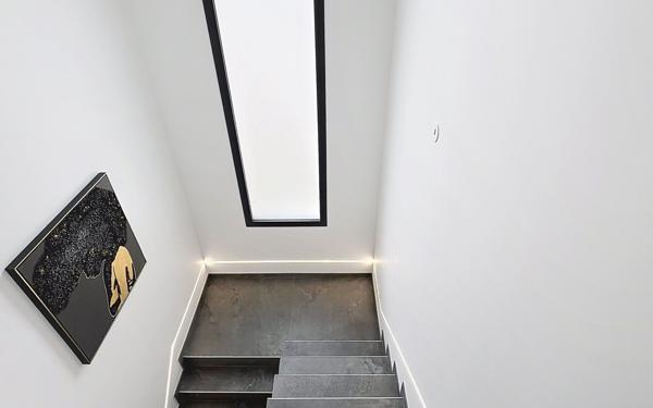 Maison à vendre    6 pièces • 172,11 m2 Châteauneuf-sur-Isère