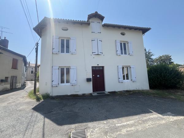 Maison
         6 pièces
        - 172 m² 295 000 €*