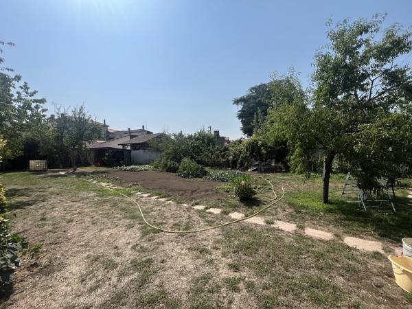 Maison
         6 pièces
        - 172 m² 295 000 €*