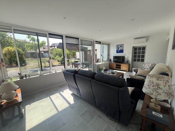 Maison
         6 pièces
        - 172 m² 295 000 €*