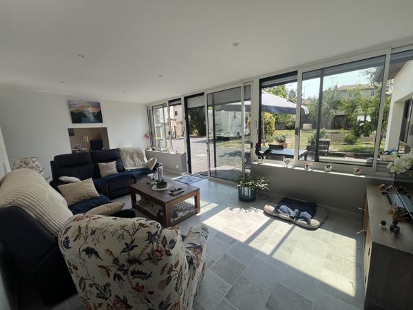 Maison
         6 pièces
        - 172 m² 295 000 €*