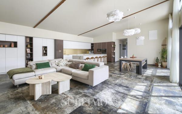 Maison 9 pièces 350 m²