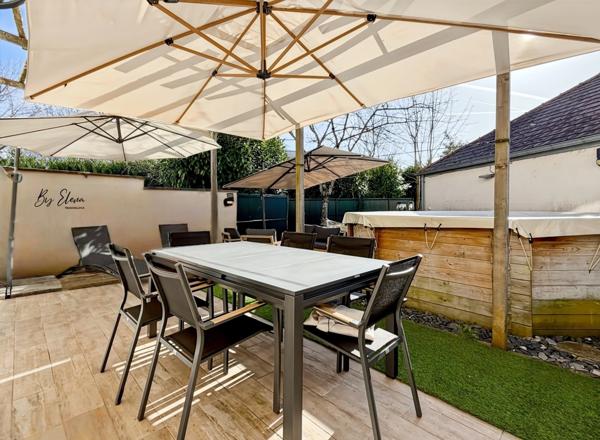Maison familiale rénovée – à vendre - BUSSY SAINT GEORGES (77) - Seine-et-Marne - Disney - 4 chambres dont 2 suites – Gare à pied – Jardin & piscine