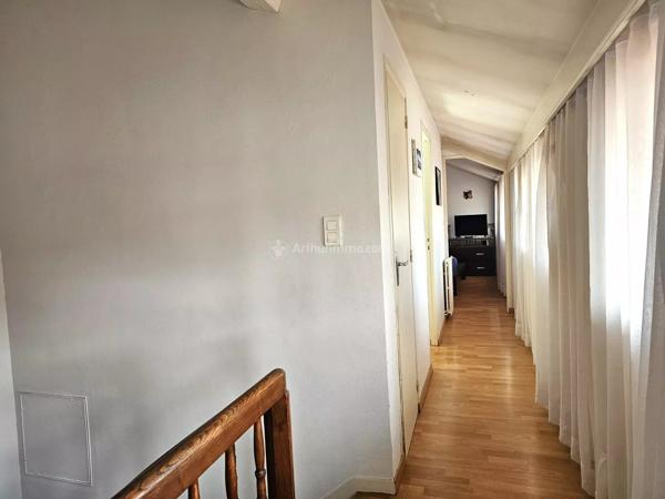 Vente                                                      Maison de ville
                        
                     5 pièces                      150 m2                     à Albi