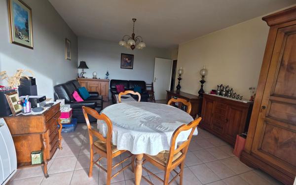 Appartement à vendre    2 pièces • 76,50 m2 Choisy-le-Roi