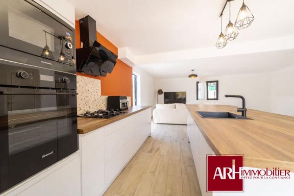 À VENDRE – Villa moderne neuve 130 m2 avec piscine – Ligne des 400