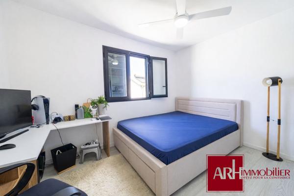 À VENDRE – Villa moderne neuve 130 m2 avec piscine – Ligne des 400