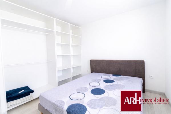 À VENDRE – Villa moderne neuve 130 m2 avec piscine – Ligne des 400