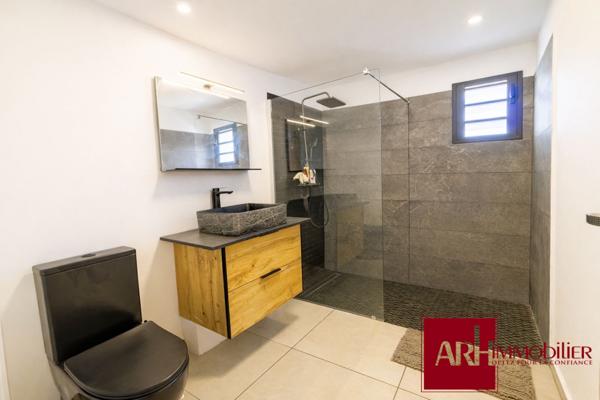 À VENDRE – Villa moderne neuve 130 m2 avec piscine – Ligne des 400