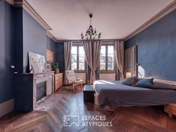 Maison de caractère en coeur de ville avec jardin et dépendances