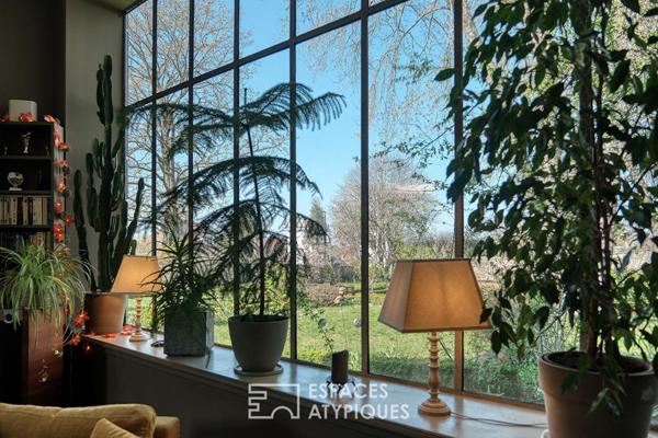 Maison de caractère en coeur de ville avec jardin et dépendances