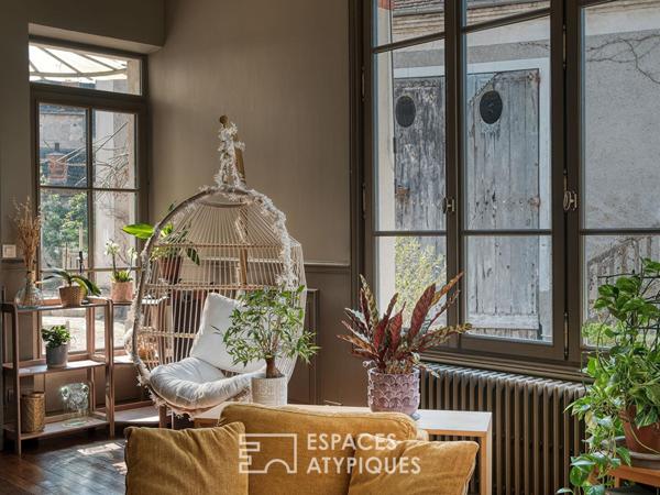 Maison de caractère en coeur de ville avec jardin et dépendances