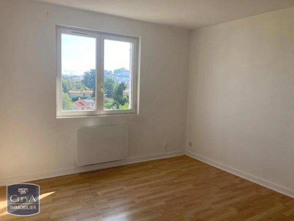Maison à louer 5 pièces 116.3m² Villars (42390)