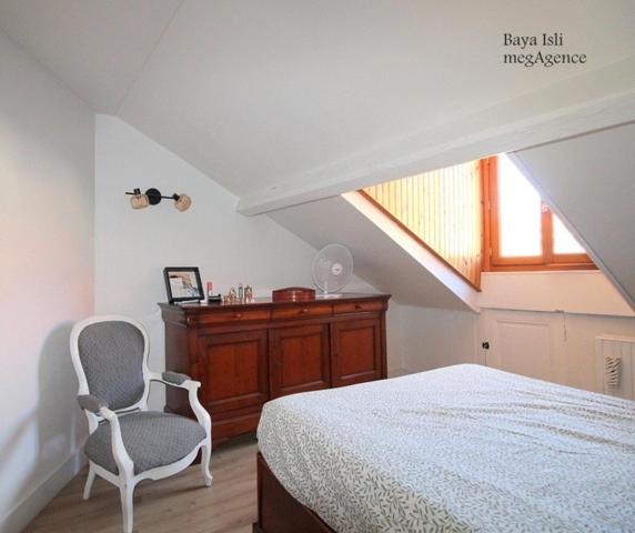 Appartement à SAINT-ETIENNE, 42000 - 5 pièces 148m²