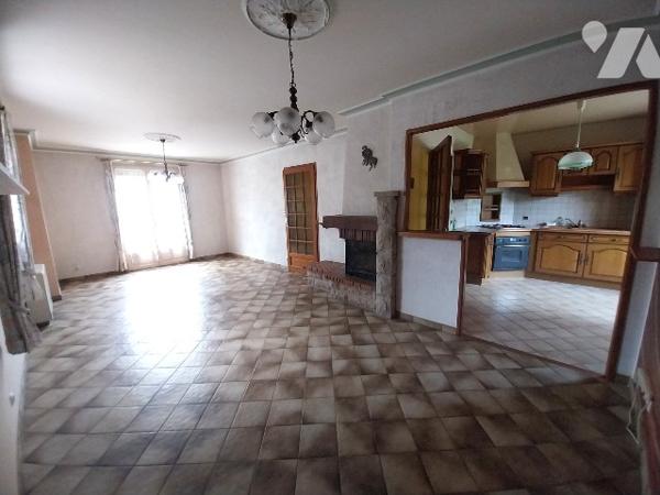 A VENDRE EN EXCLUSIVITÉ A BONCHAMP LES LAVAL