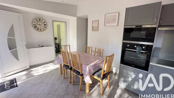 Maison à vendre 7 pièces 117 m² Hyères