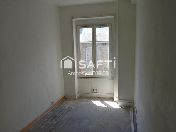 Immeuble de 3 appartements avec caves