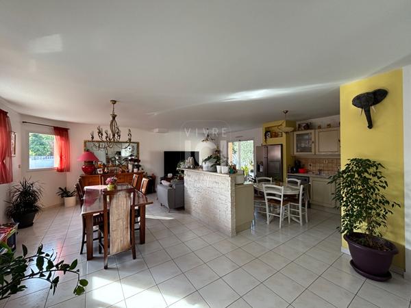 Maison familiale de plain-pied BOUAYE