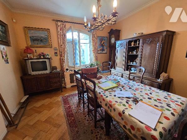 ROUEN, maison d'environ 74 m²  2 chambres, un bureau avec jardin et garage