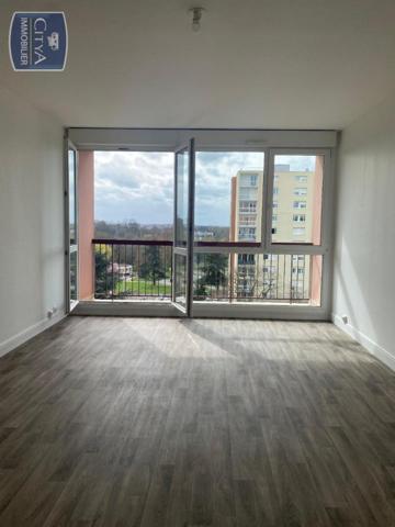 Appartement à louer 3 pièces 67.99m² Le Mans (72100)