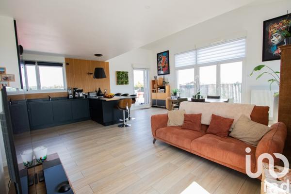 Apartment for sale 4 rooms 110 m² Bois-d'Arcy